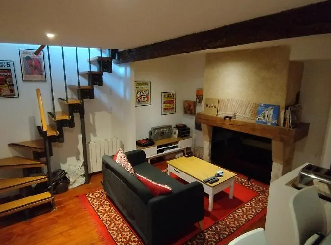 Studio Duplex Au Coeur Du Quartier Historique!